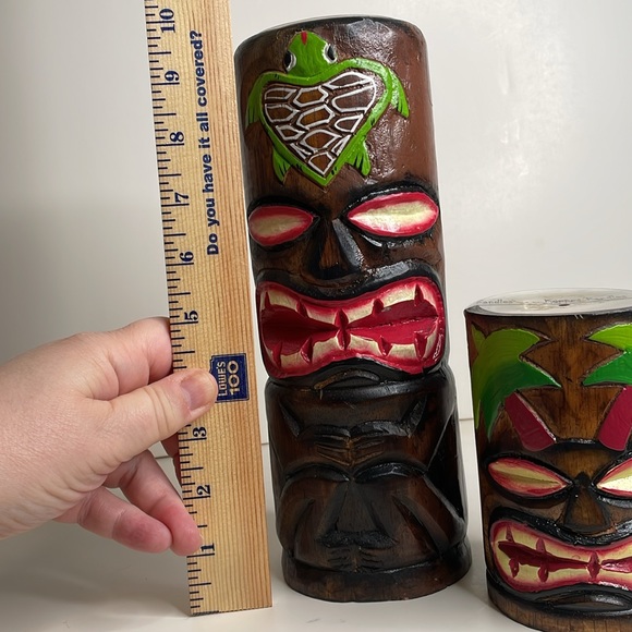 Koppes Kandles Tiki style carved votive holder set with turtles and palm trees - Picture 6 of 9